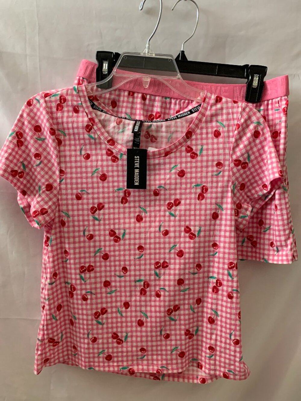 STEVE MADDEN Cherry Gingham Pajamas Set in Pink/Red Sz LARGE